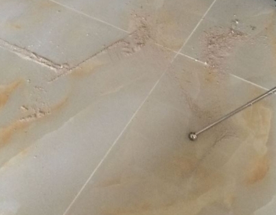 渝水瓷砖空鼓维修公司分享粘合剂选择不当在瓷砖铺贴过程中可能导致以下问题